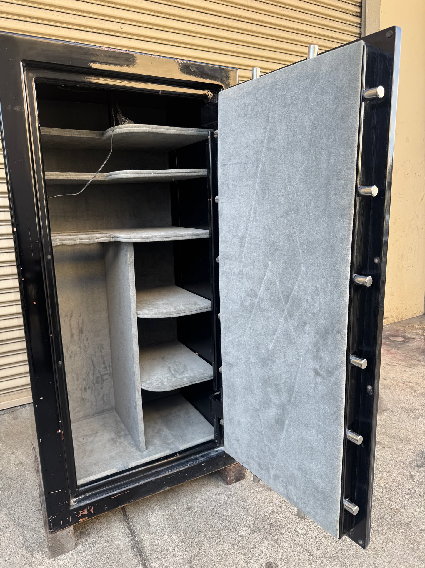 Liberty Presidential Series - California Safe & Lock