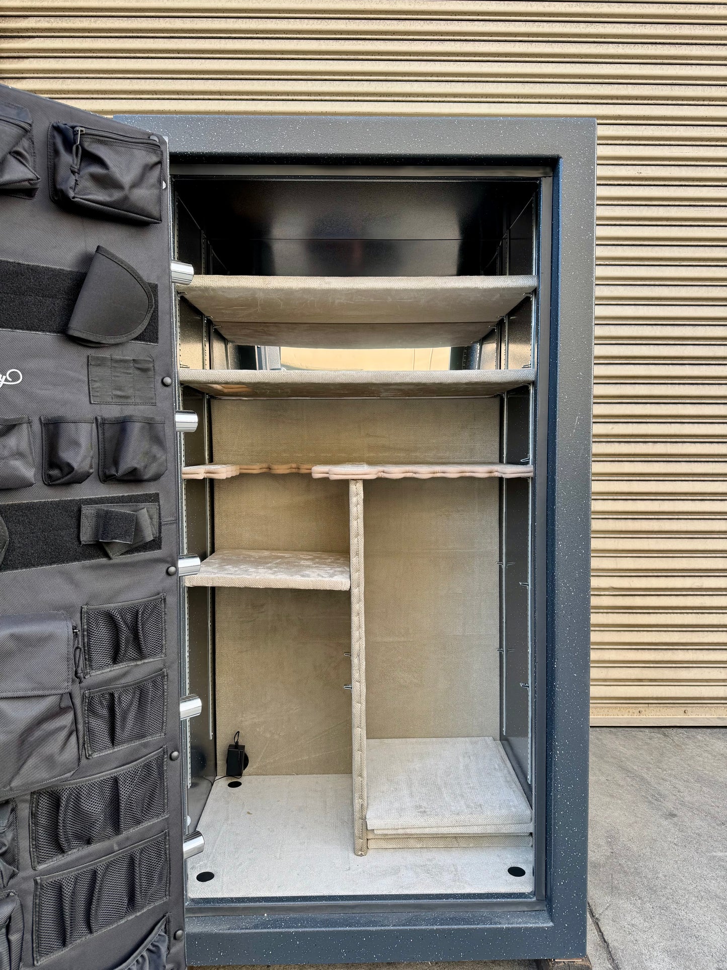 AmSec BF6636 Gun Safe - California Safe & Lock