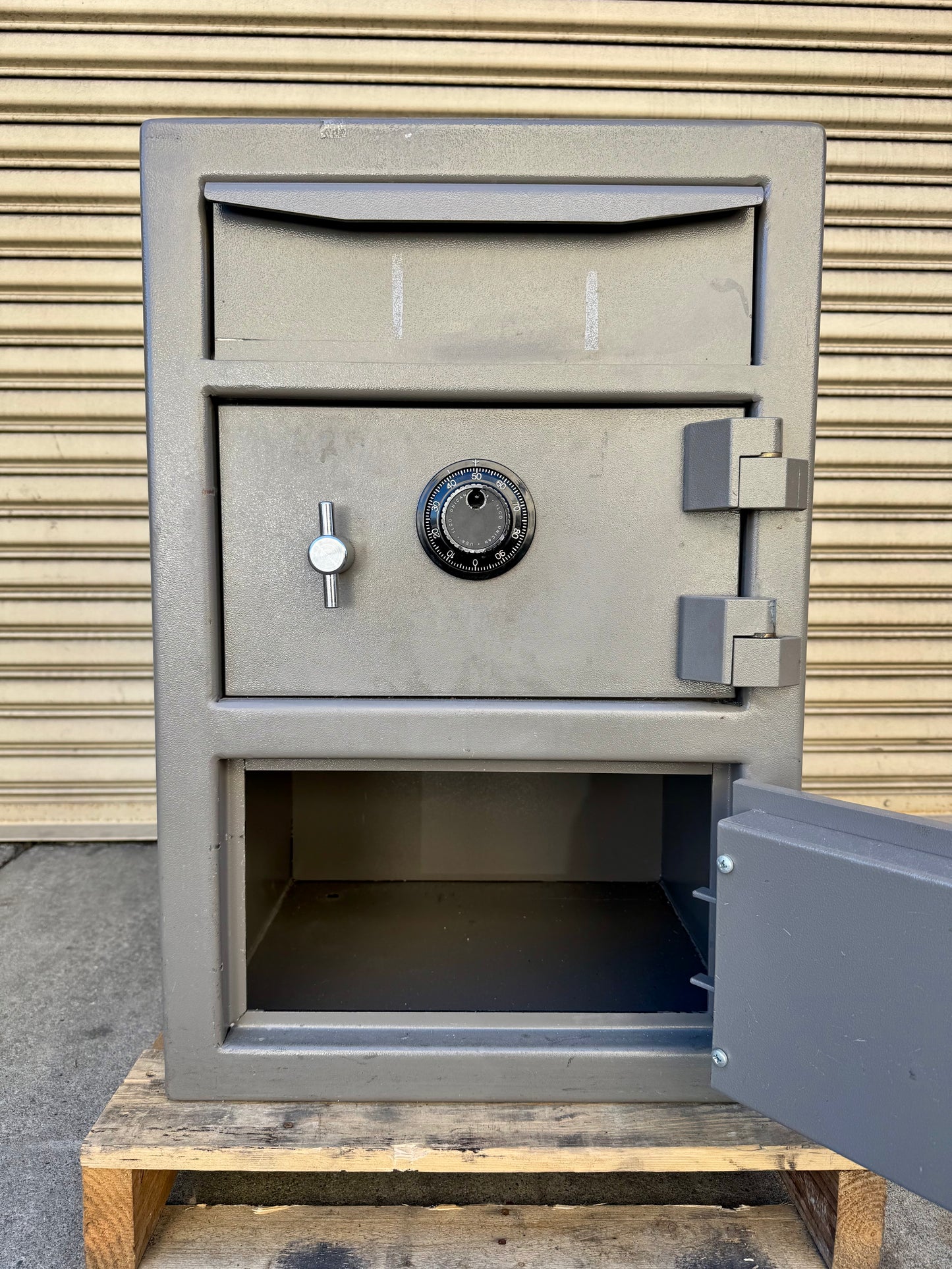 Front Load Cash Depository Safe - California Safe & Lock