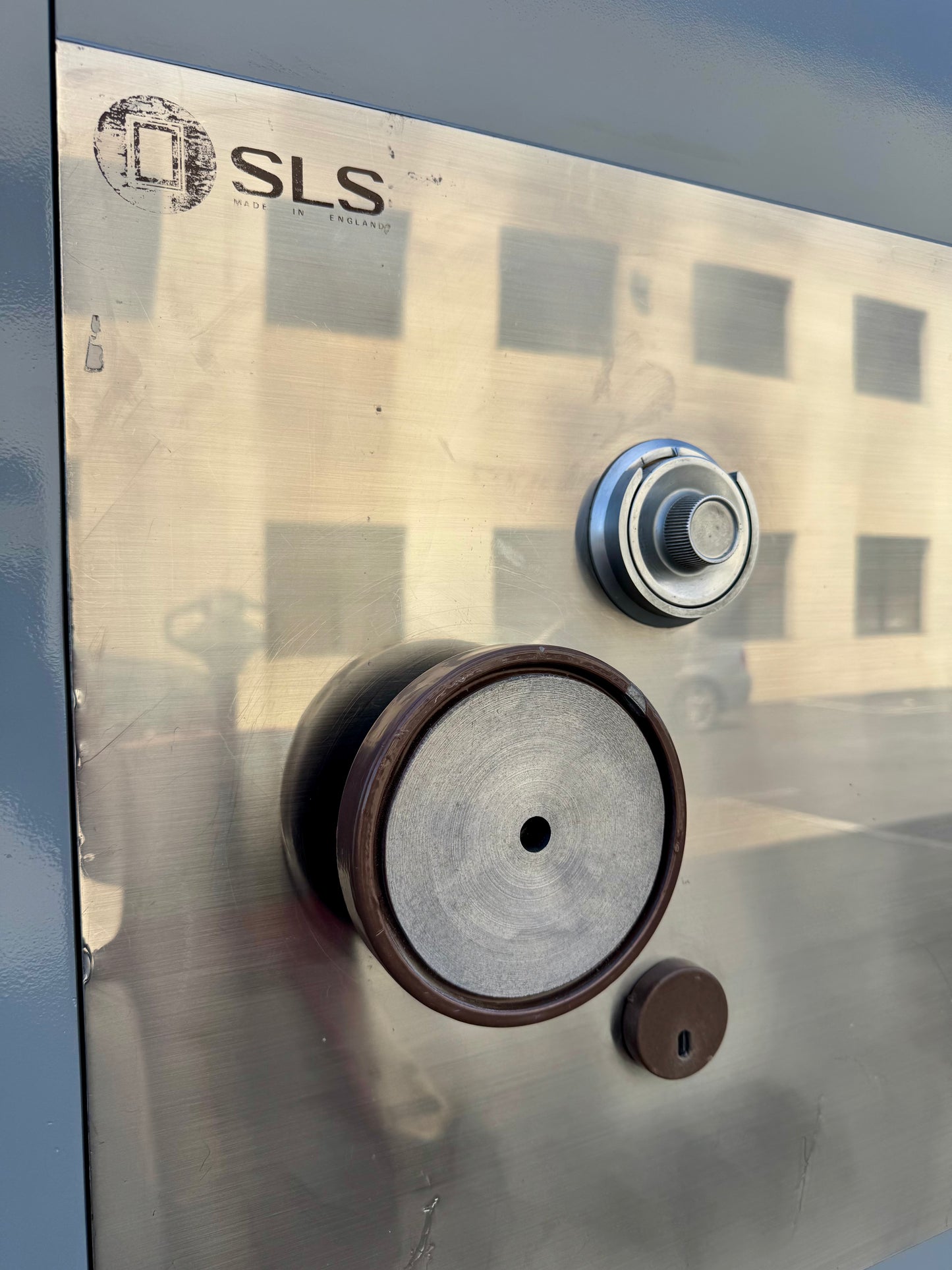 SLS Treasury 6325 TRTL30x6 - California Safe & Lock