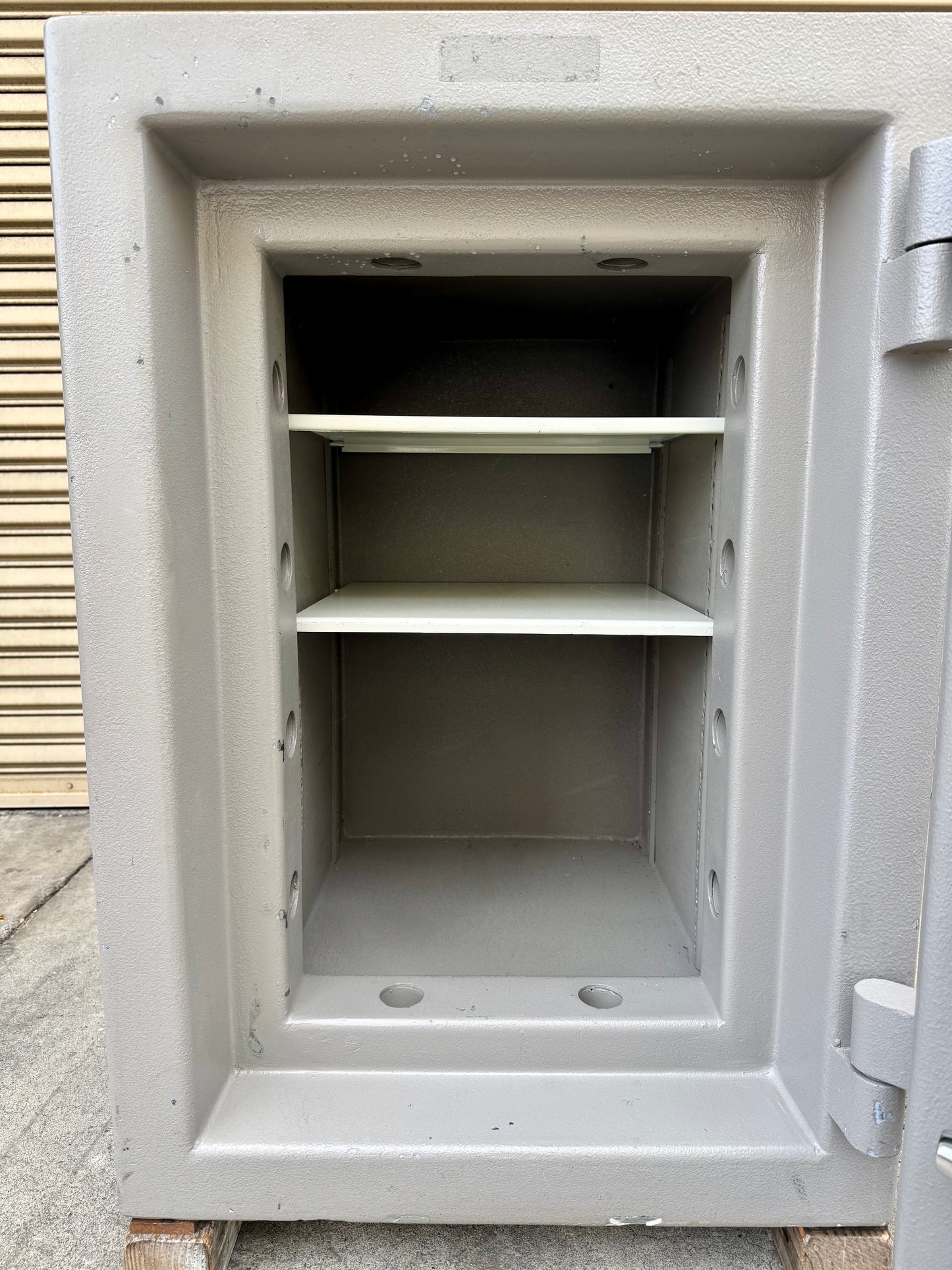 ISM Super Treasury TRTL-30x6 - California Safe & Lock