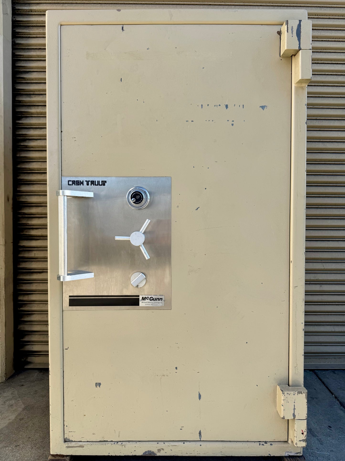 ISM Cash Vault TL-30