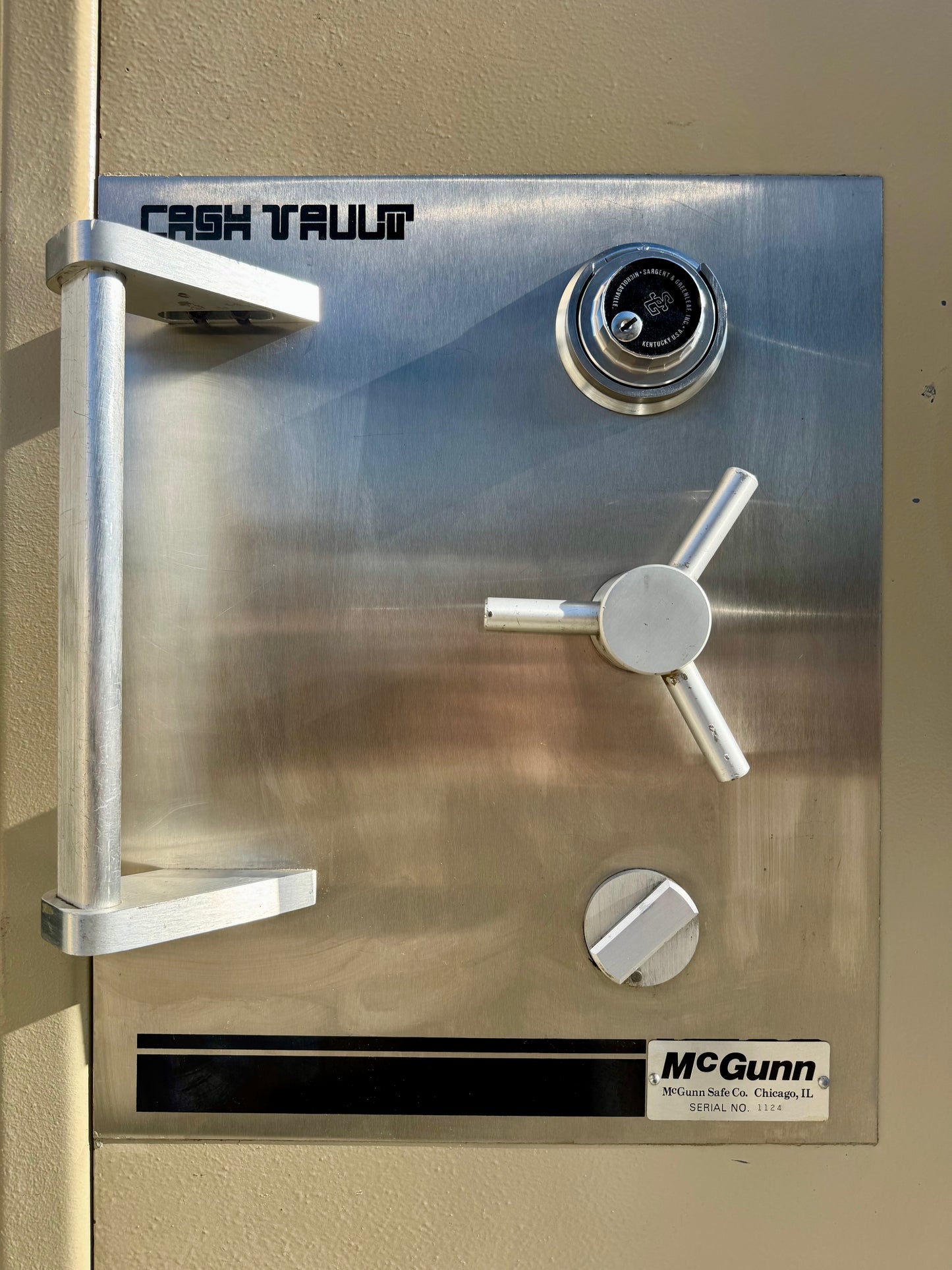 ISM Cash Vault TL-30