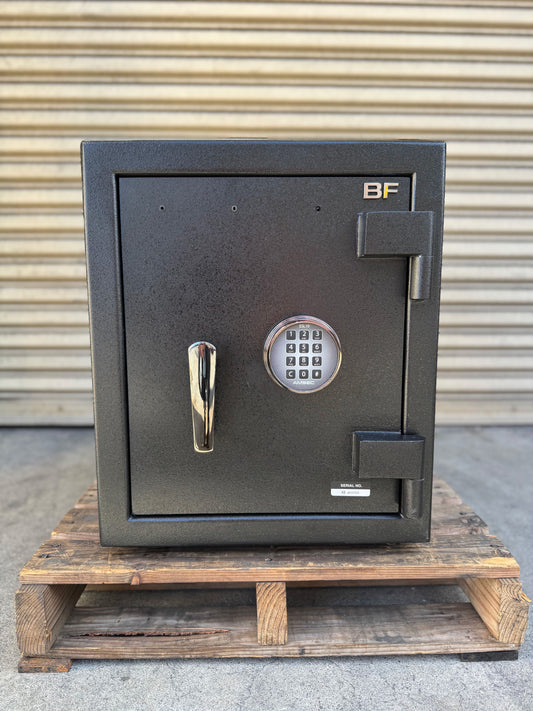 AMSEC BF1512